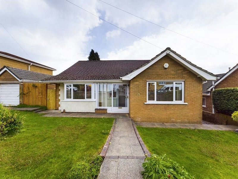3 bed detached bungalow for sale in Llwyd Coed, Pantmawr, Cardiff. CF14