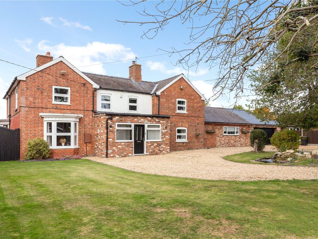 5 bed detached house for sale in Green Lane, Woodhall Spa, Lincolnshire
