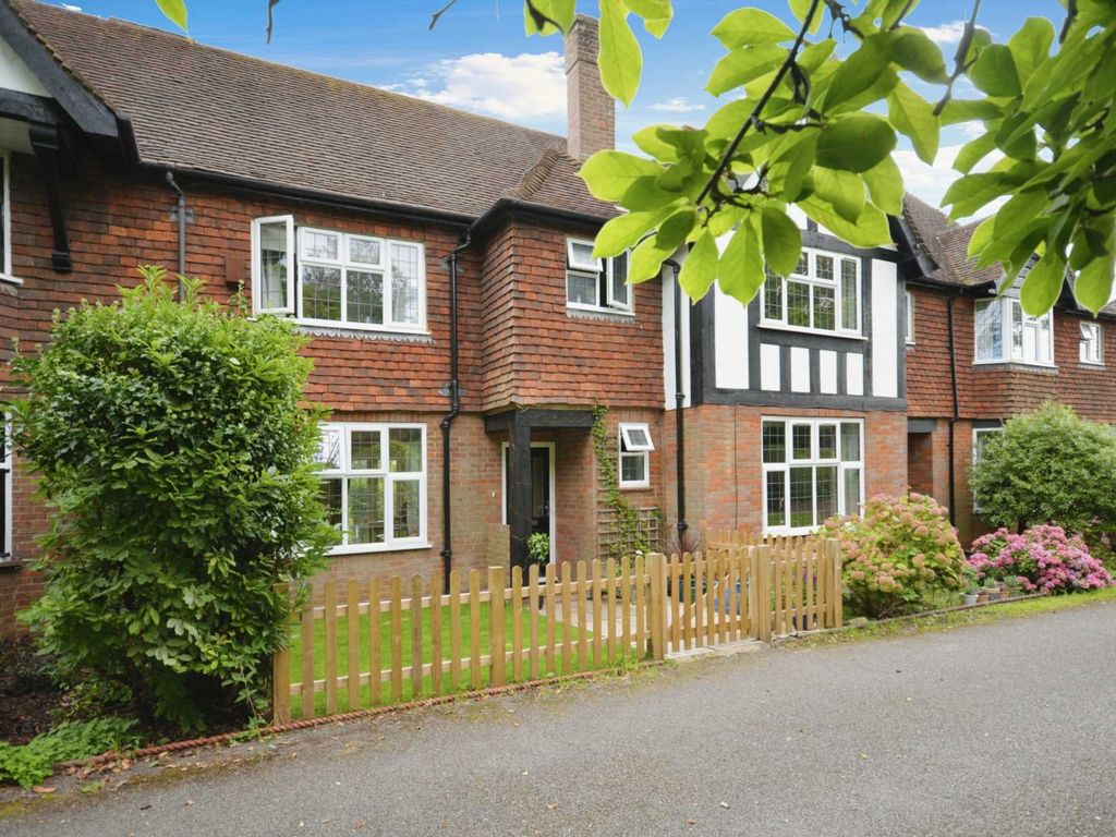 2 bed terraced house for sale in Firs Court, Chesham Road, Amersham HP6
