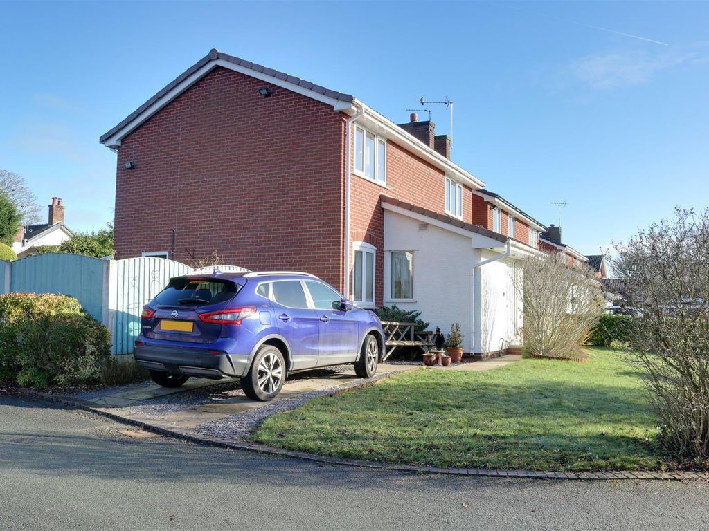 4 bed detached house for sale in Lindsay Way, Alsager, StokeOnTrent
