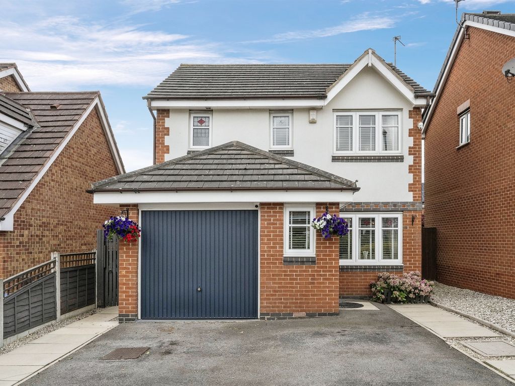 3 bed detached house for sale in Cranwell Court, Goldthorpe, Rotherham