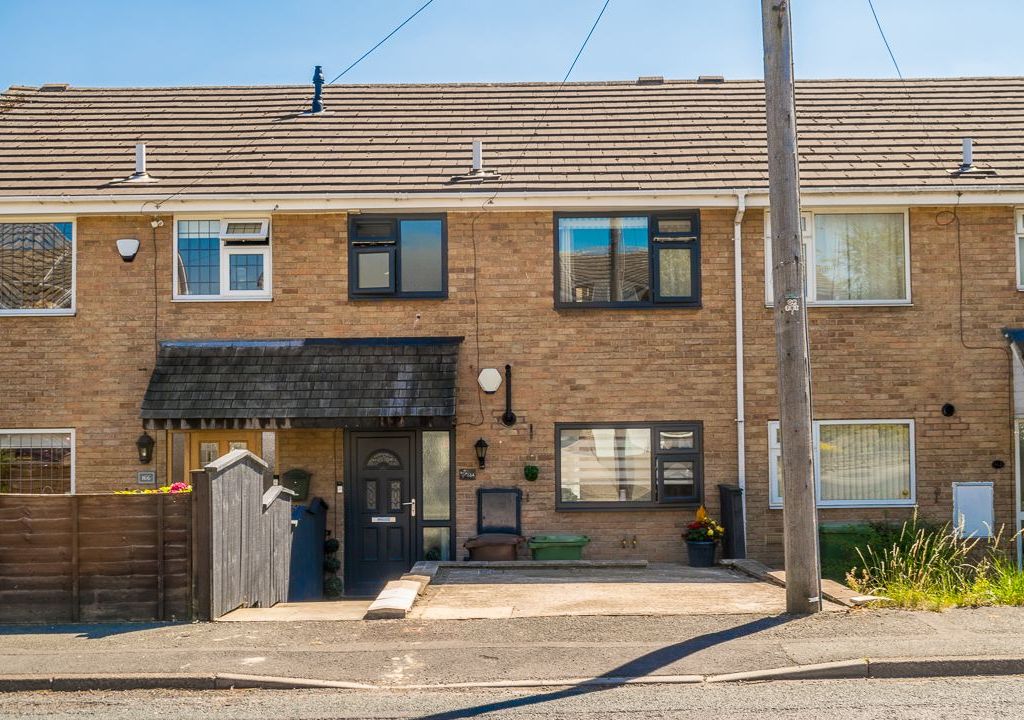 3 bed terraced house for sale in Manor Road, Ossett WF5 Zoopla