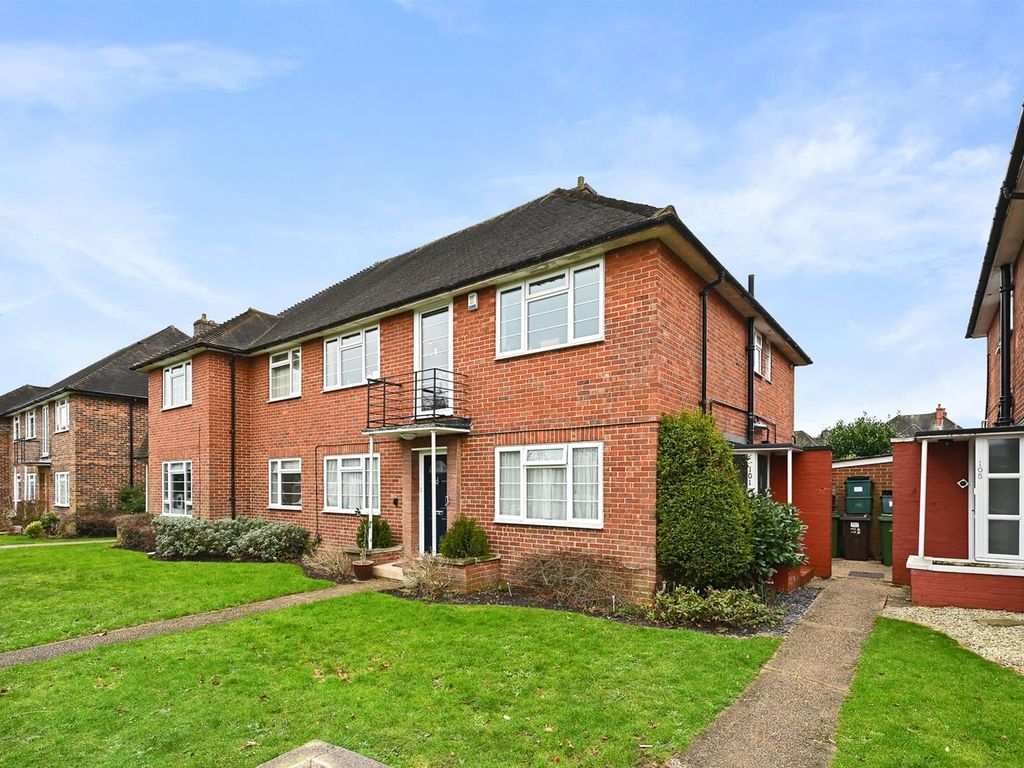 2 bed flat for sale in Peaches Close, Cheam, Sutton SM2, £450,000 Zoopla