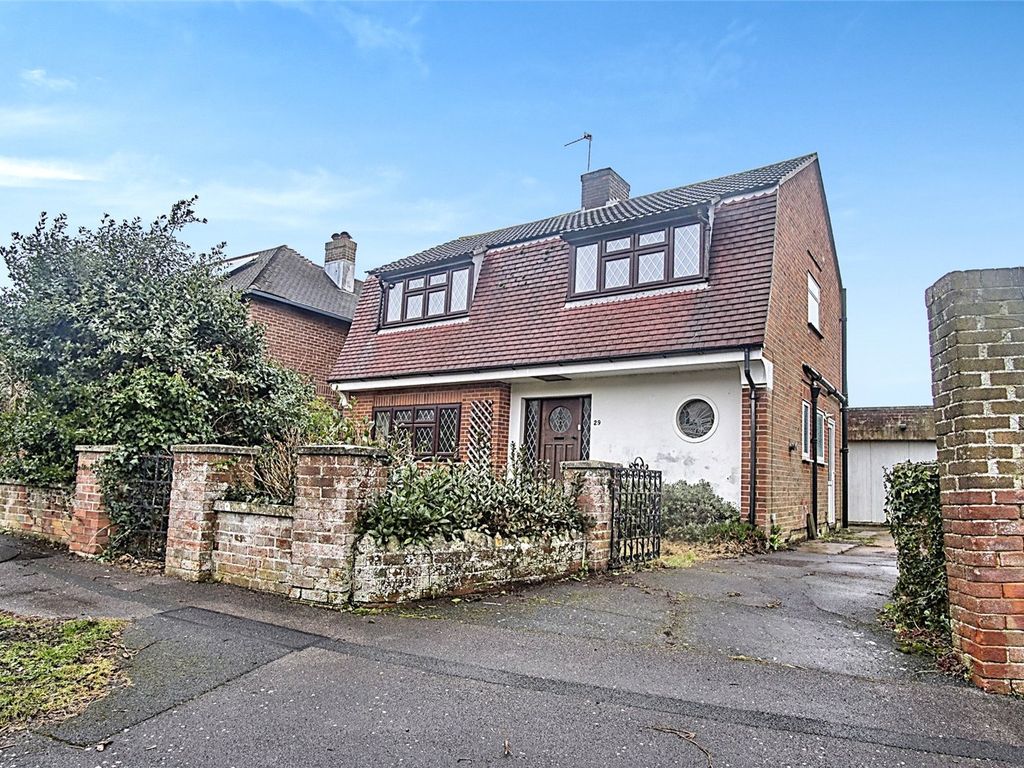 3 bed detached house for sale in Westwood Road, Ryde, Isle Of Wight