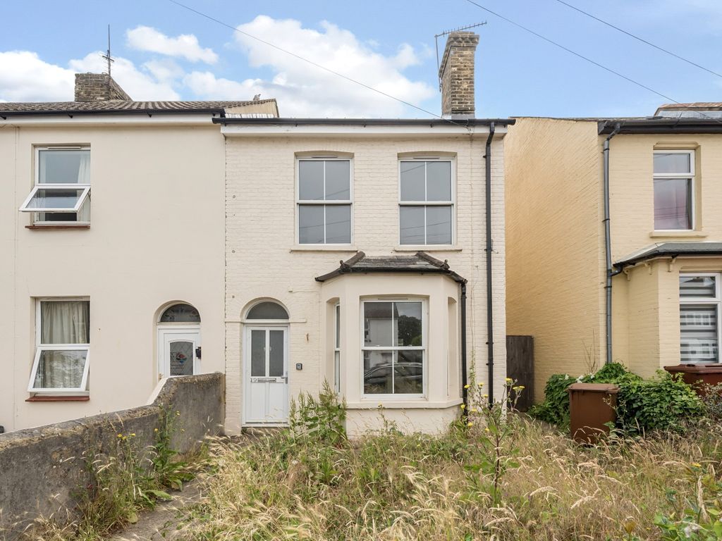 2 bed end terrace house for sale in Napier Road, Gillingham ME7 Zoopla