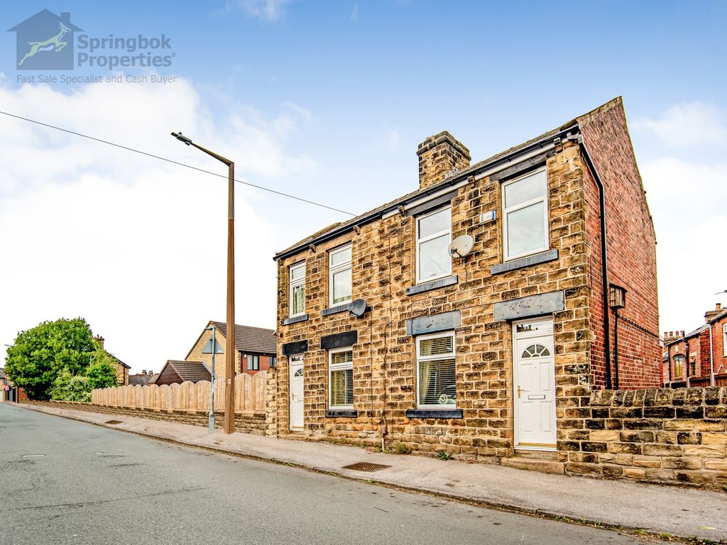 3 bed semidetached house for sale in Agnes Road, Barnsley, South