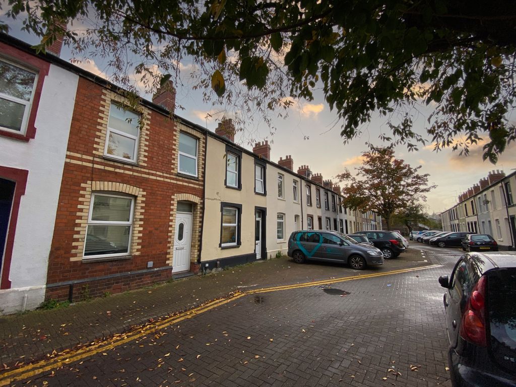 4 bed terraced house to rent in Rhymney Street, Cathays, Cardiff CF24