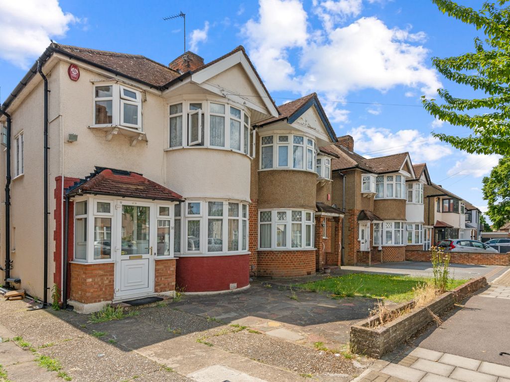 3 bed semidetached house for sale in Clifton Avenue, Stanmore HA7 Zoopla