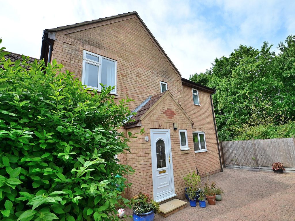 5 bed semidetached house for sale in Wellfield Court, Willen MK15 Zoopla