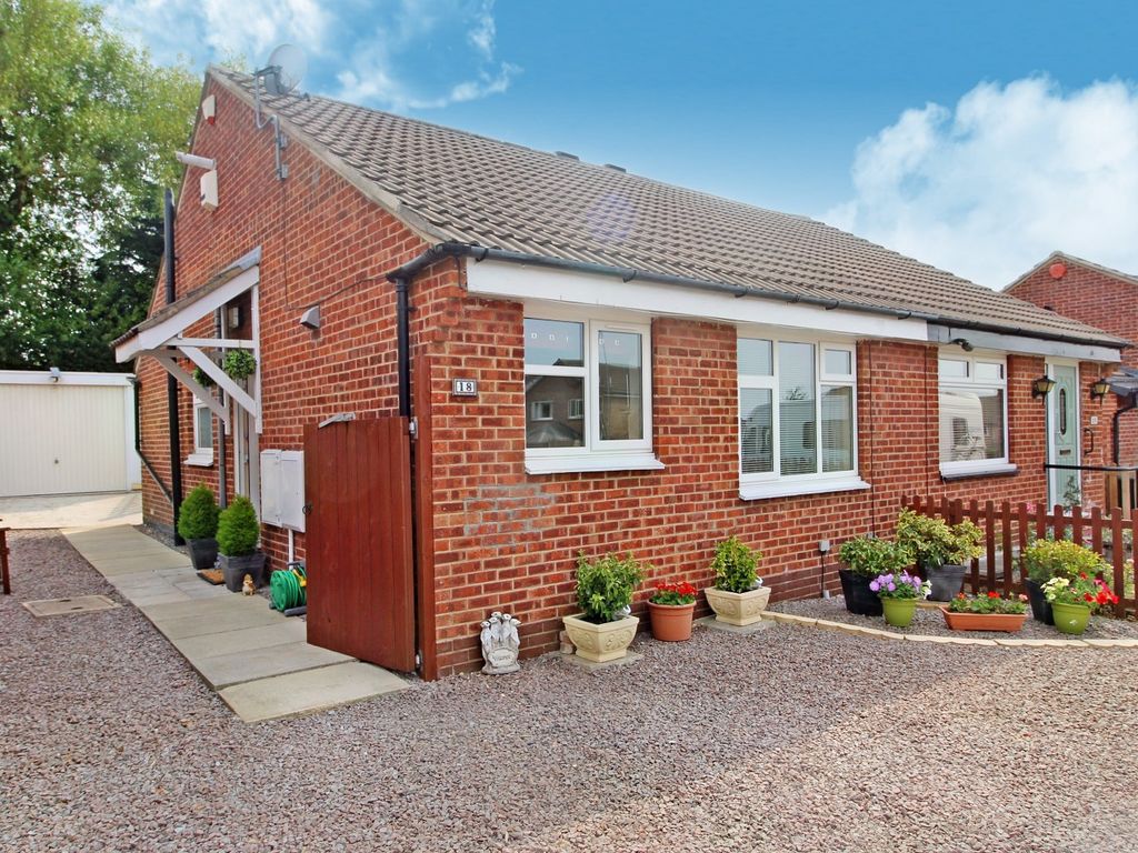 2 bed bungalow for sale in Hazel Avenue, Leeds LS14 Zoopla