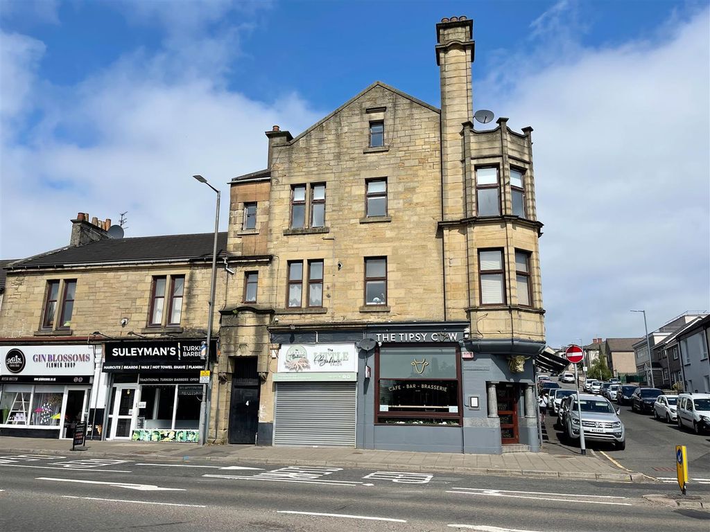 3 bed flat for sale in Alexander Street, Airdrie, Airdrie ML6, £110,000