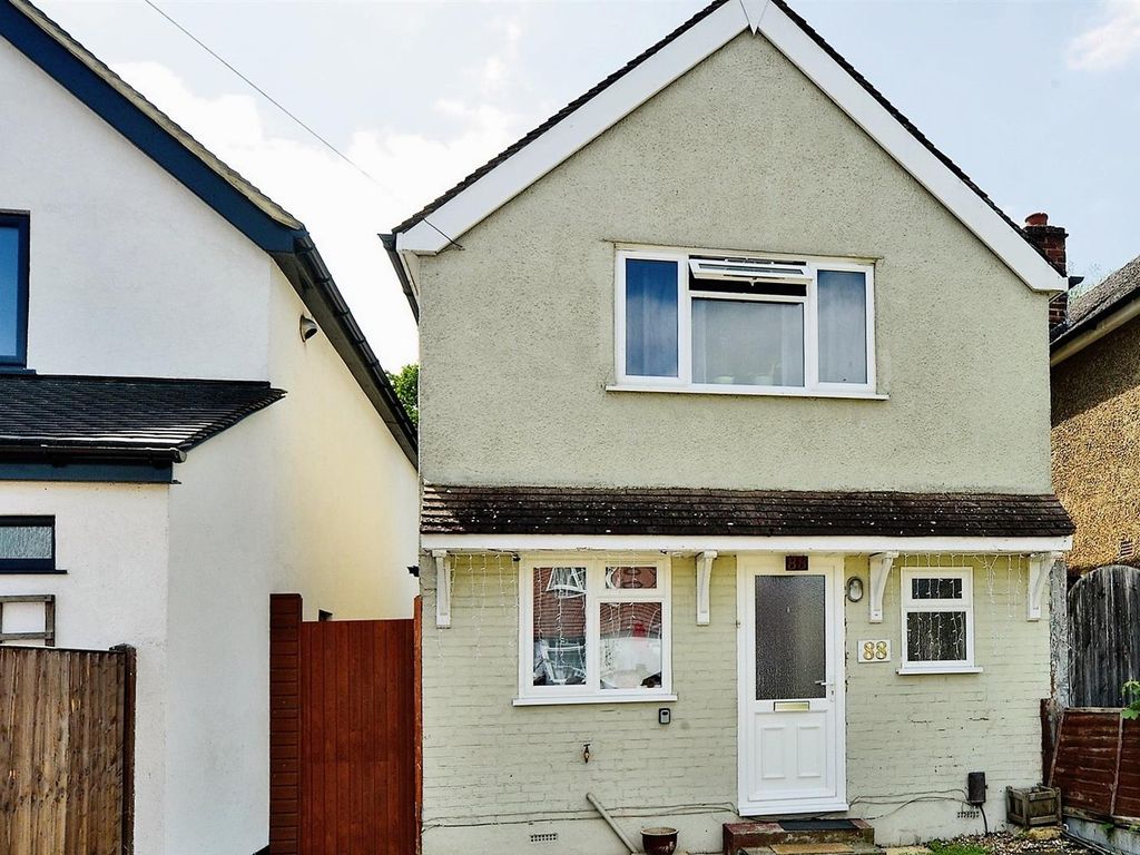 2 bed detached house for sale in Bourneside Road, Addlestone KT15 Zoopla
