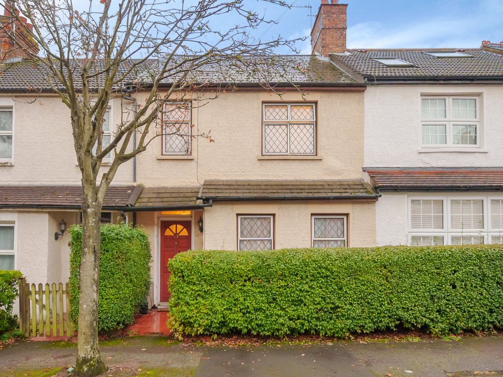 3 bed terraced house for sale in Beauchamp Road, Sutton SM1, £500,000