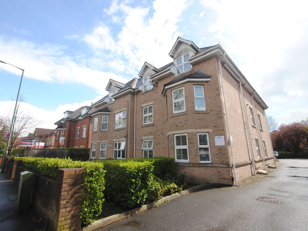 2 bed flat for sale in Richmond Park Road, Bournemouth BH8 Zoopla