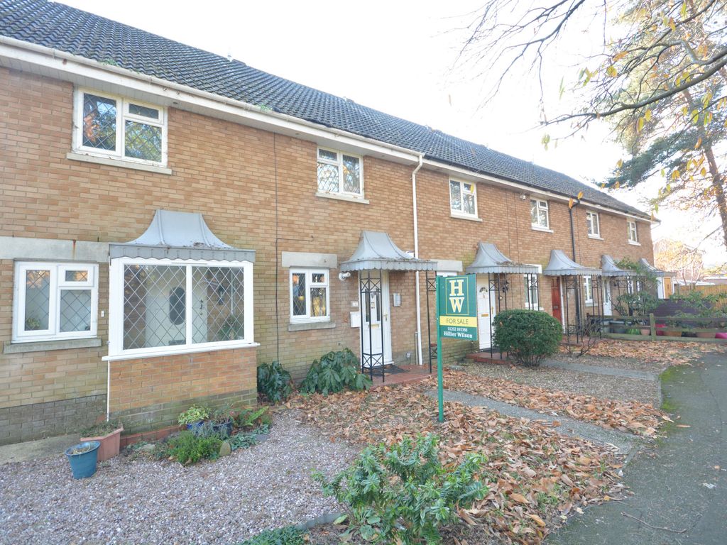 2 bed terraced house for sale in Goldfinch Road, Creekmoor, Poole BH17