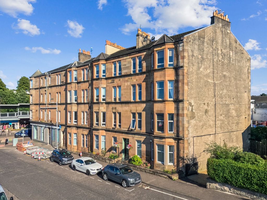 1 bed flat for sale in Mearns Road, Clarkston, East Renfrewshire G76, £