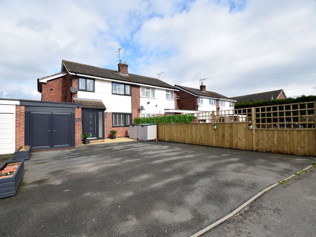 3 bed semidetached house for sale in Cross O'th Hill Road, Nomans