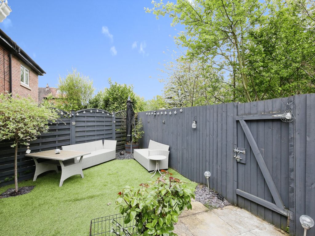 4 bed terraced house for sale in Clarendon Cottages, Styal, Wilmslow