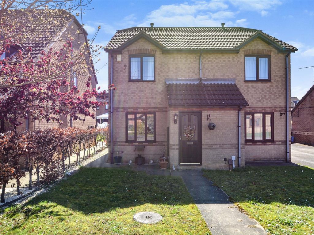 2 bed semidetached house for sale in Ashberry Drive, Scunthorpe DN16