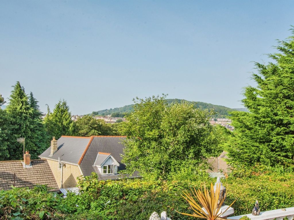 3 bed detached bungalow for sale in St. Davids Close, Penygarn