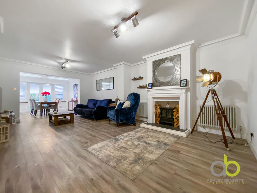 3 bed semidetached house for sale in Buxton Road, Grays RM16 Zoopla