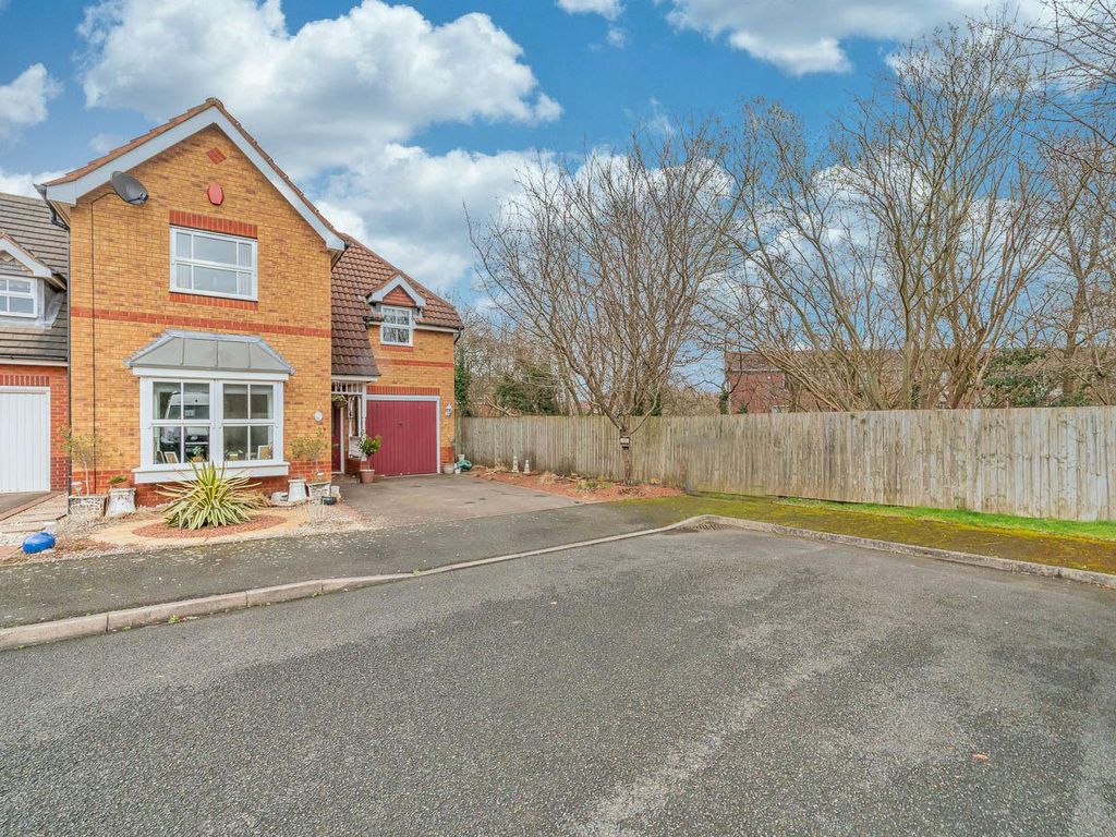 3 bed detached house for sale in Eastfield Close, Aldridge, Walsall WS9 Zoopla