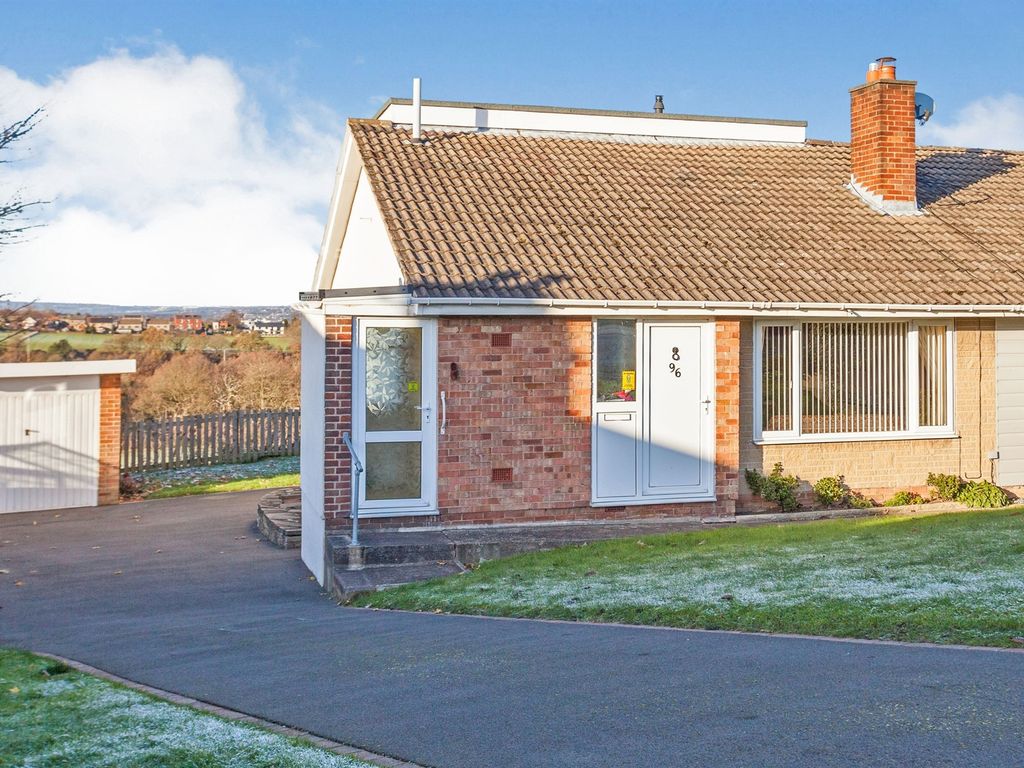 4 bed semidetached bungalow for sale in Coxley View, Netherton