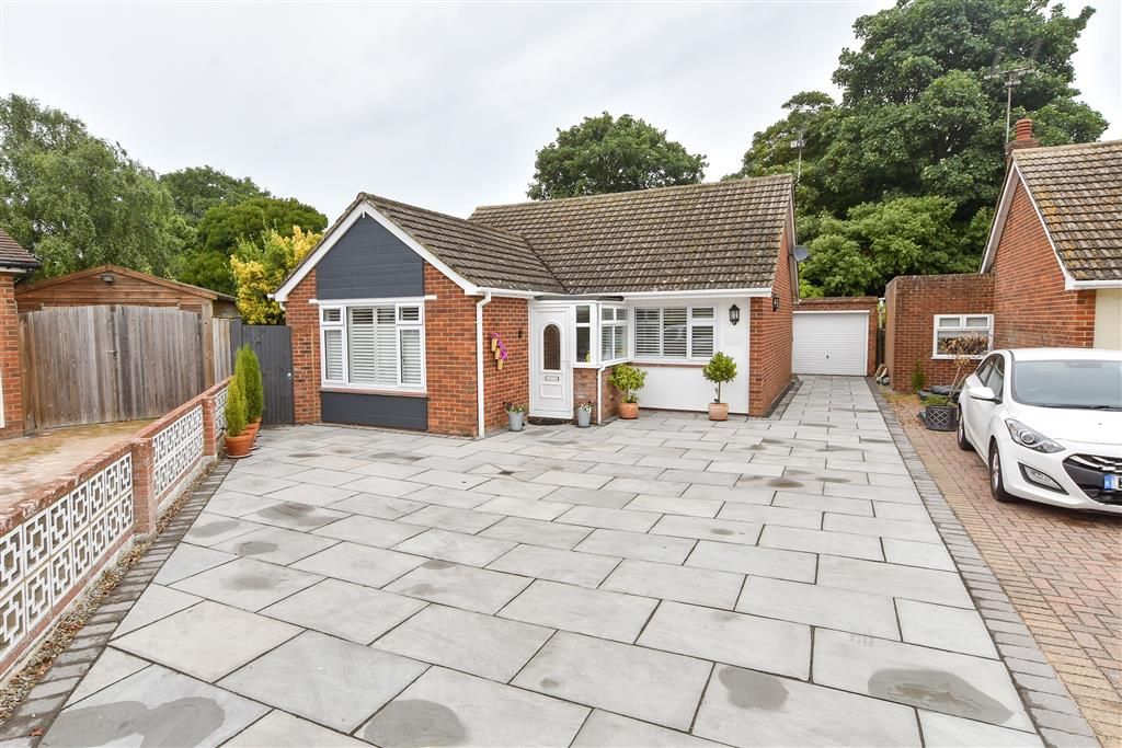 2 bed detached bungalow for sale in Wayne Close, Broadstairs, Kent CT10, £500,000 Zoopla