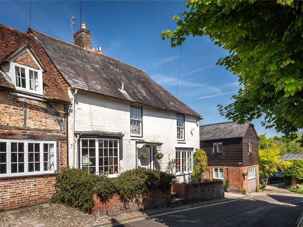 6 bed semidetached house for sale in Mill Hill, Alresford, Hampshire