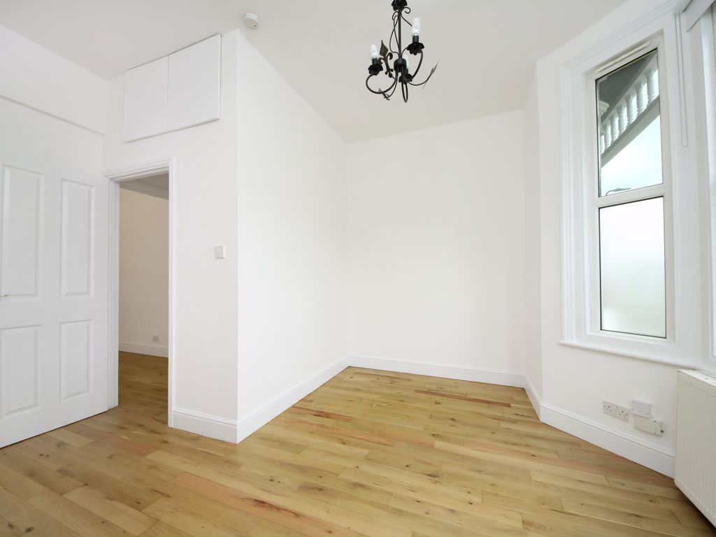 1 bed flat for sale in Adelaide Road, London W13 Zoopla
