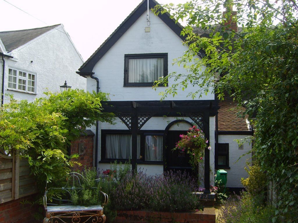 2 bed terraced house to rent in Southam Road, Dunchurch, Rugby CV22