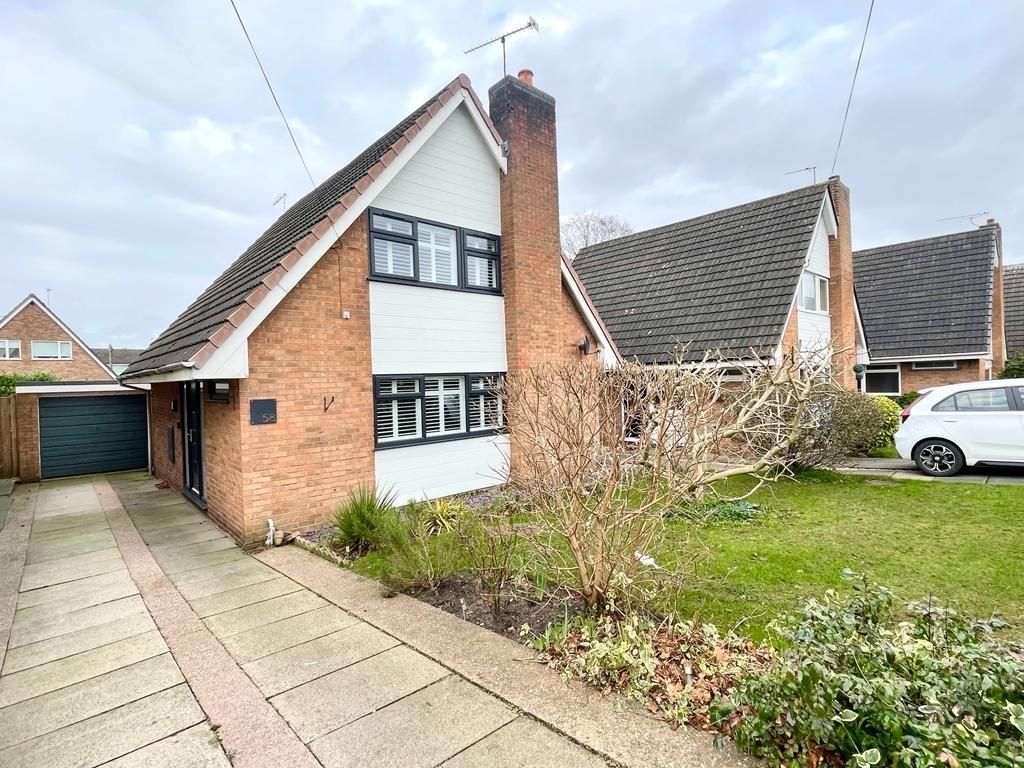 3 bed detached house for sale in Manor Road, Sandbach CW11, £325,000