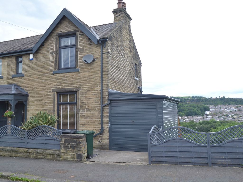 2 bed semidetached house for sale in Thackley Old Road, Shipley BD18