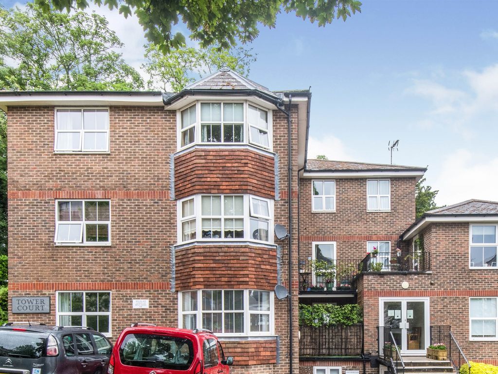 1 bed property for sale in Tower Street, Winchester SO23 Zoopla