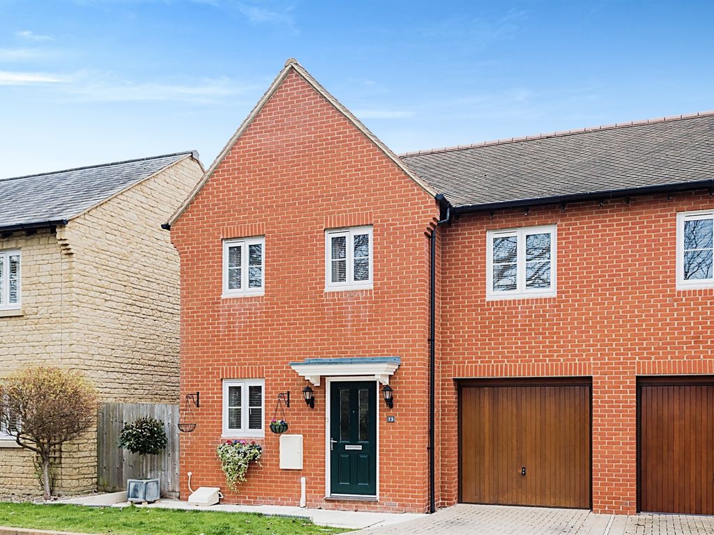 New home, 3 bed semidetached house for sale in Hazeldene Close