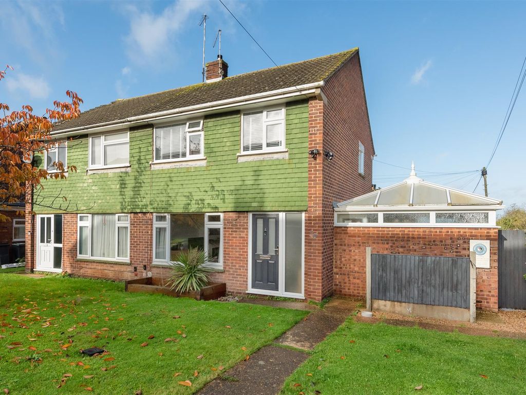 3 bed semidetached house for sale in All Saints Close, Whitstable CT5
