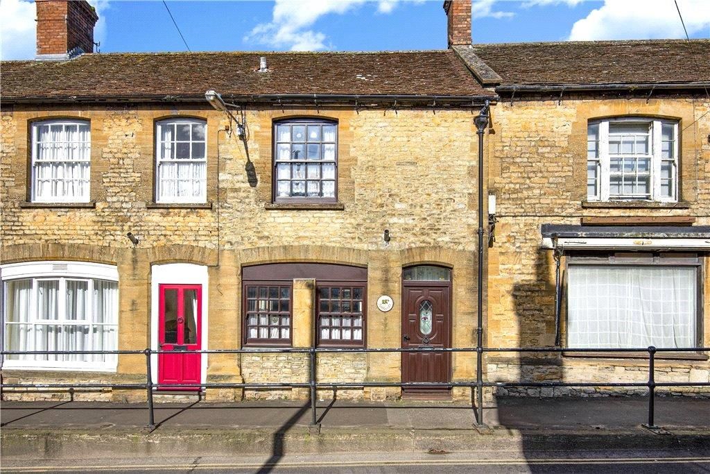 2 bed terraced house for sale in High Street, Milborne Port, Sherborne