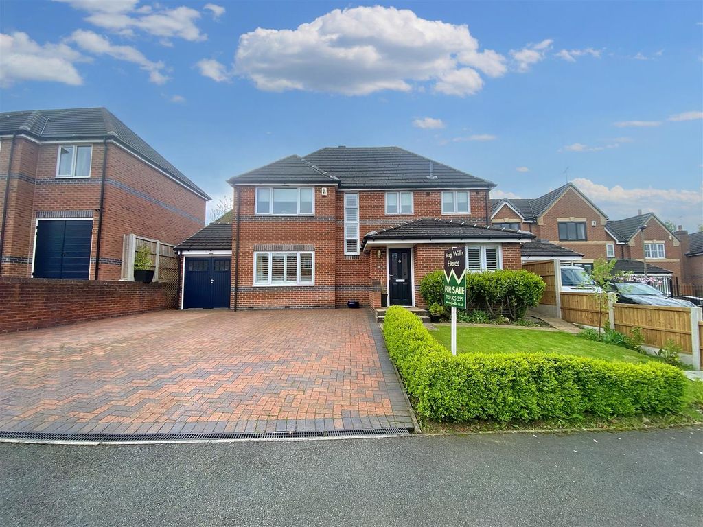 4 bed detached house for sale in Hedingham Close, Ilkeston DE7 Zoopla