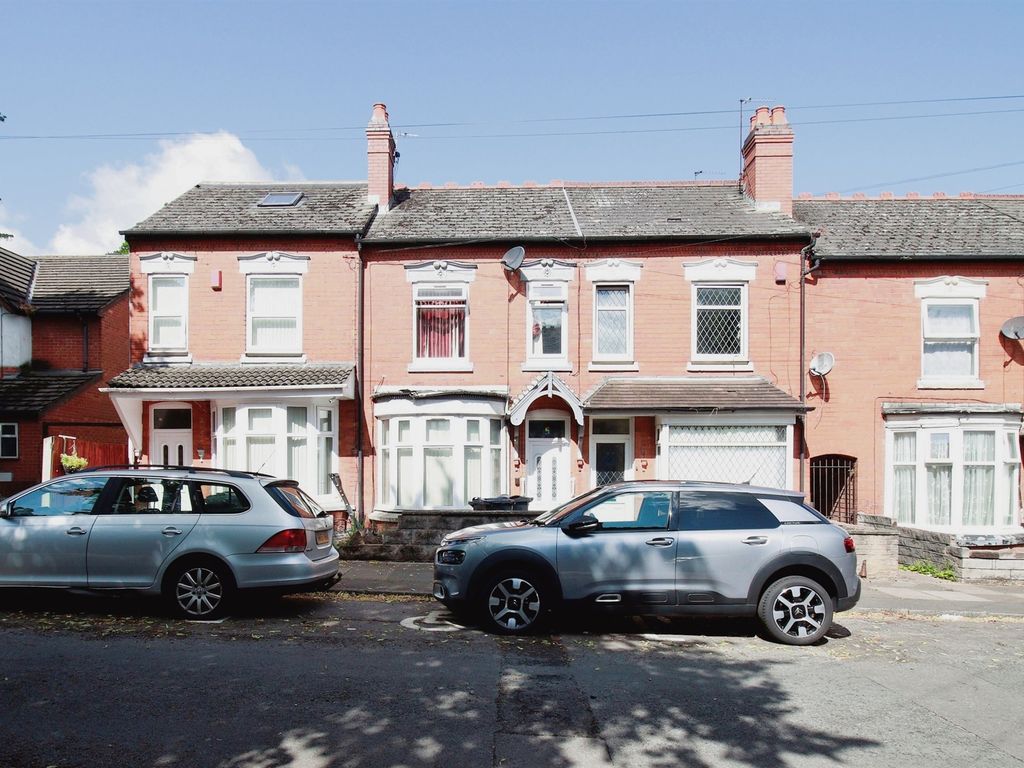 4 bed terraced house for sale in Geraldine Road, Yardley, Birmingham