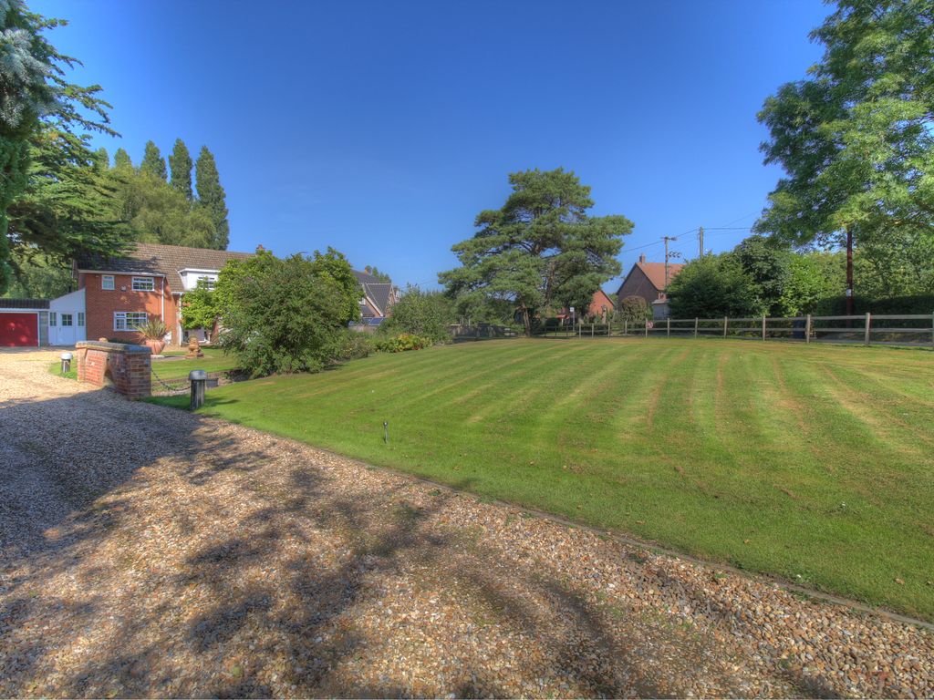 4 bed detached house for sale in Station Road, Forncett St. Peter