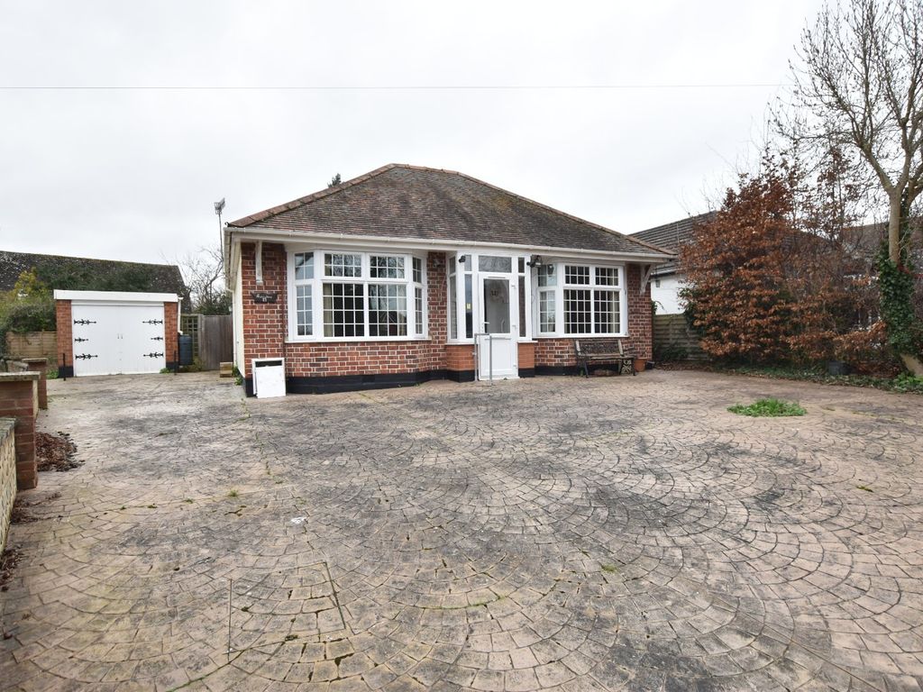 2 bed bungalow for sale in School Road, Evesham, Worcestershire WR11, £269,950 Zoopla