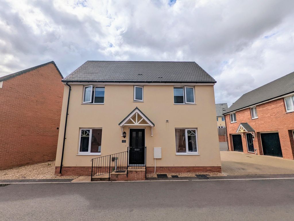 3 bed detached house for sale in Crabtree Close, Cranbrook, Exeter EX5 Zoopla