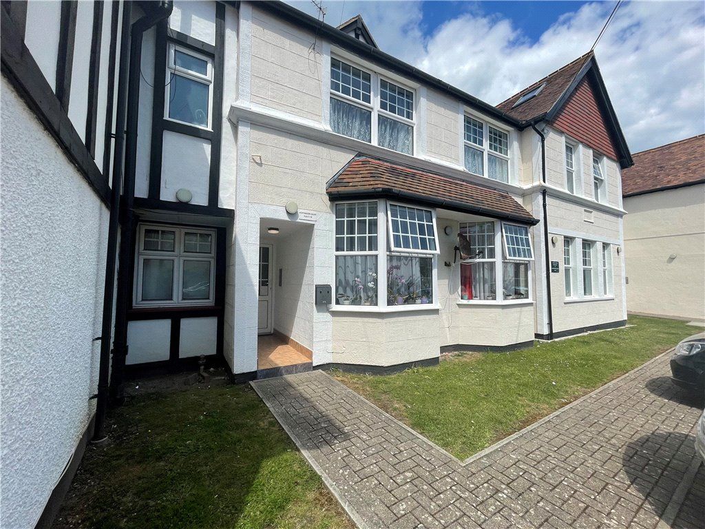 2 bed flat for sale in Stocker Road, Bognor Regis, West Sussex PO21