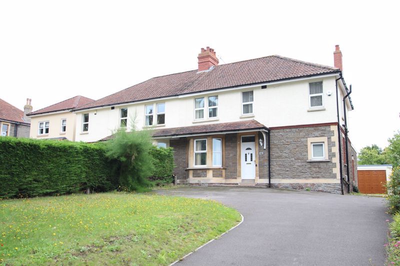 4 bed semidetached house for sale in London Road, Warmley, Bristol