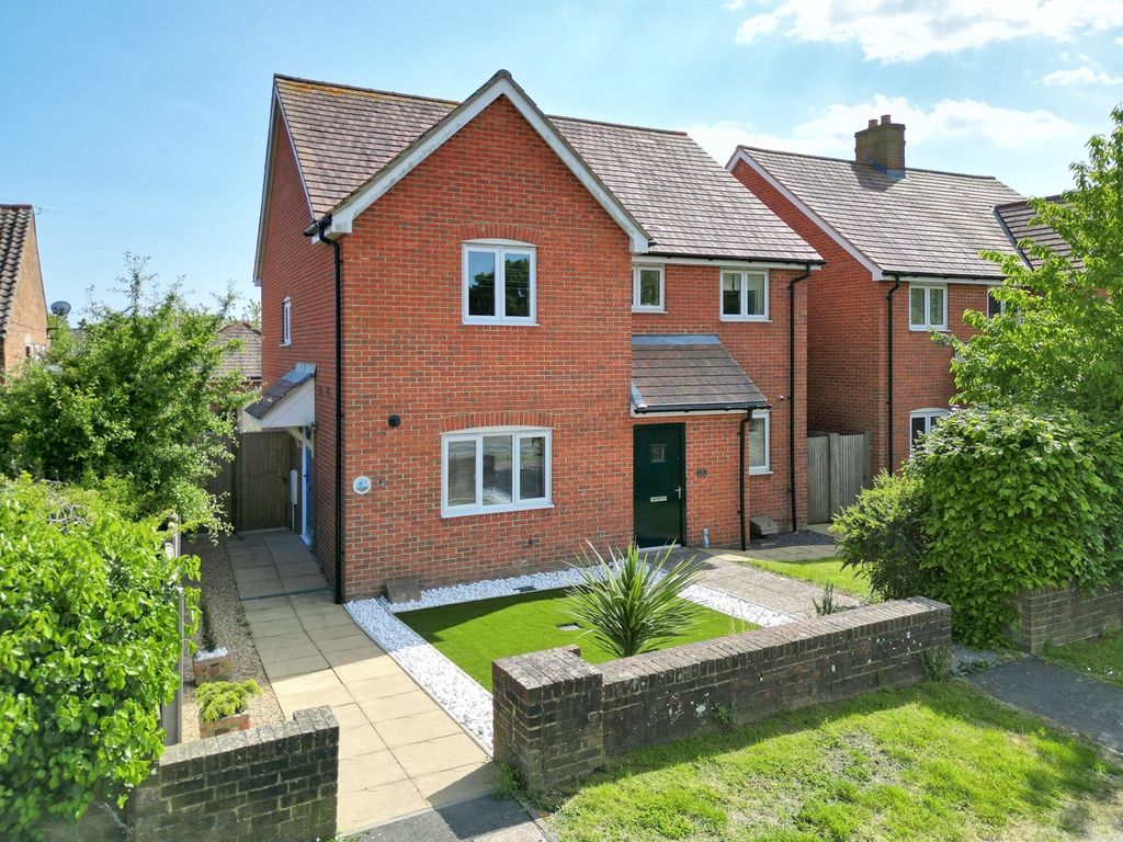 2 bed semidetached house for sale in Millers Keep, Stone Cross