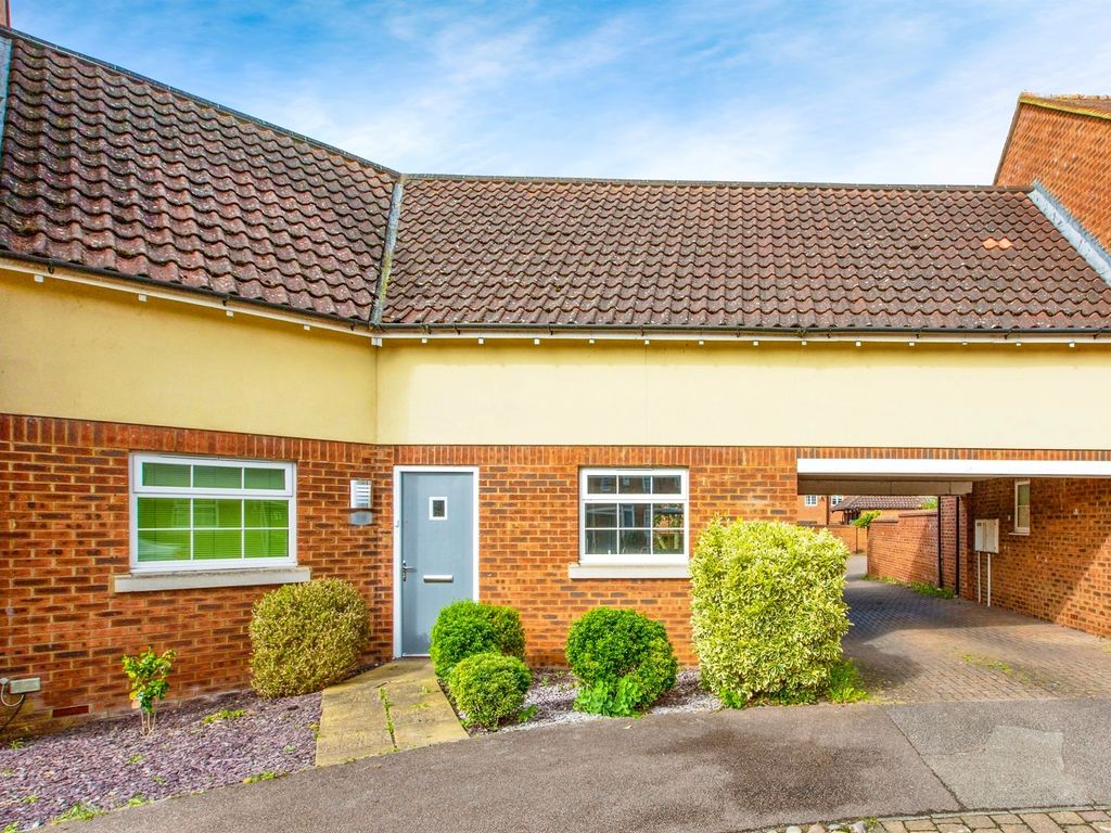 3 bed terraced house for sale in Brookfield Way, Lower Cambourne