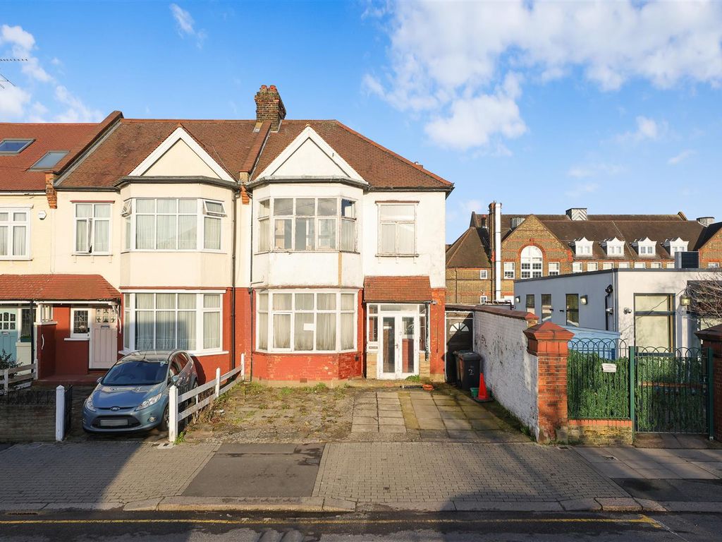 3 bed end terrace house for sale in Dersingham Road, London NW2 Zoopla