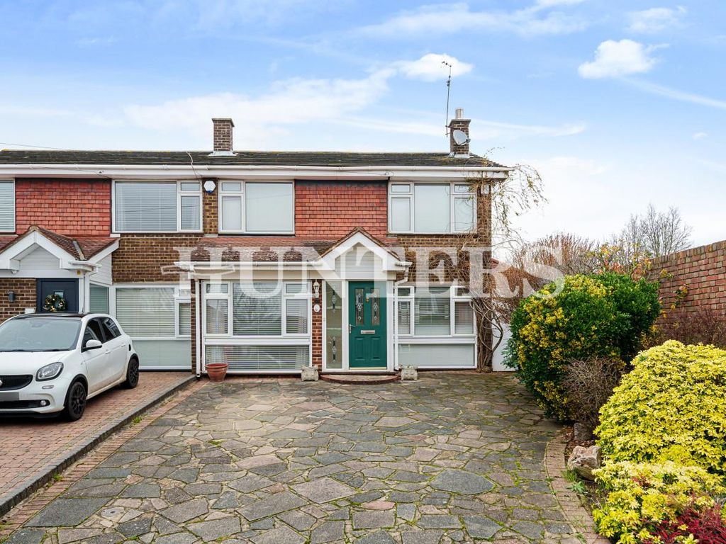 3 bed semidetached house for sale in Wiltshire Avenue, Hornchurch RM11