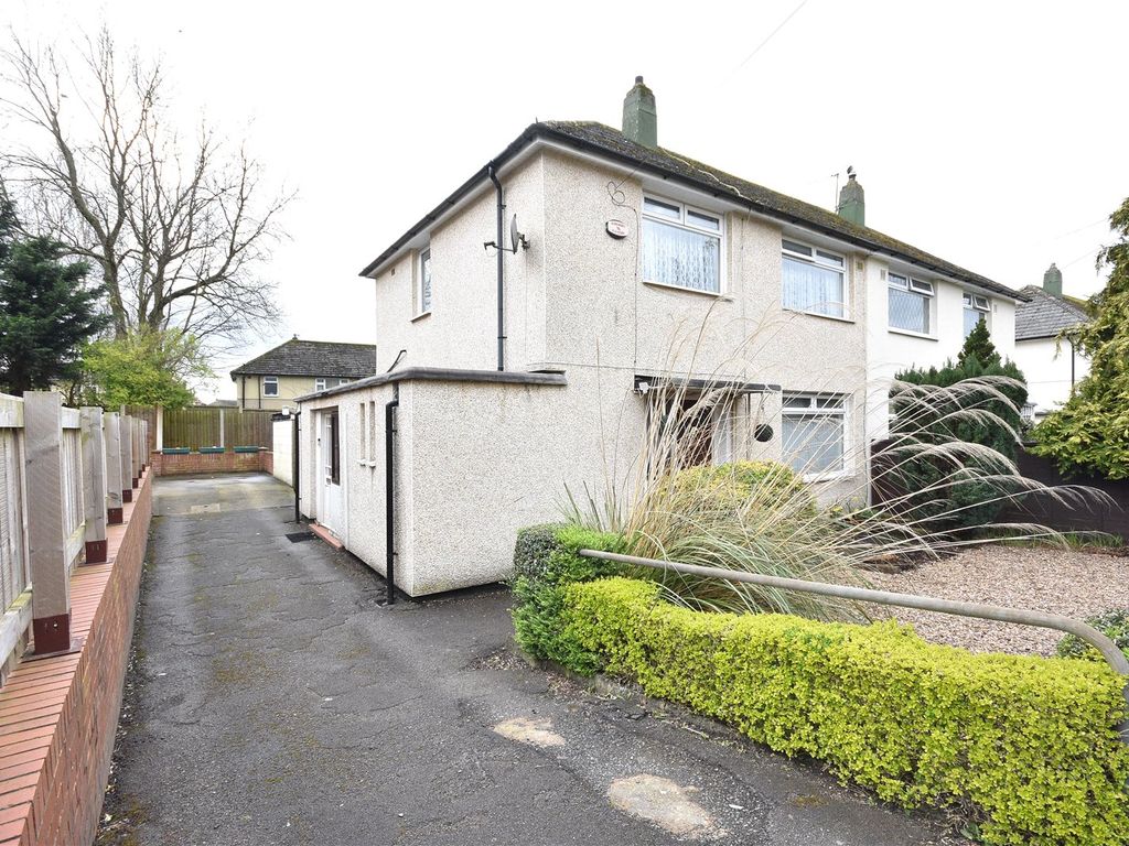 3 bed semidetached house for sale in Easdale Road, Seacroft, Leeds