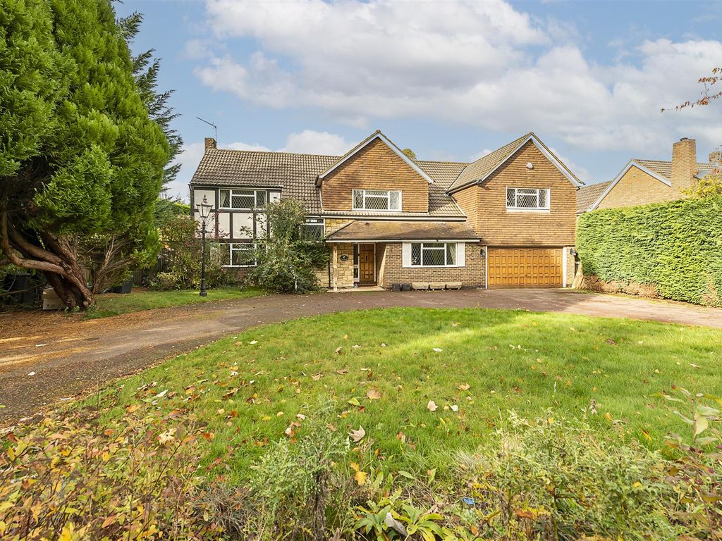5 bed detached house for sale in Oakfield Road, Harpenden AL5 Zoopla